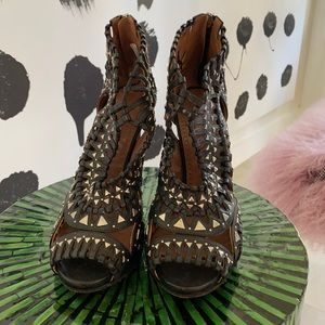 BLACK LEATHER ALAIA PEEP TOE BOOTIES SZ 10.5